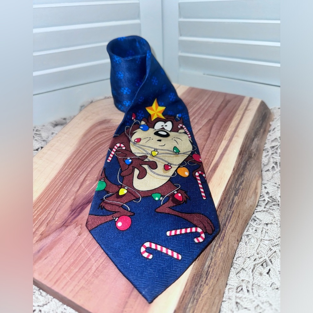 Tasmanian Devil Taz Looney Toons Silk Christmas Tie Preswick & Moore